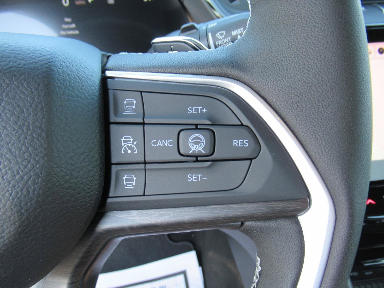 2027 Jeep Grand Cherokee GRAND CHEROKEE LIMITED 4X2