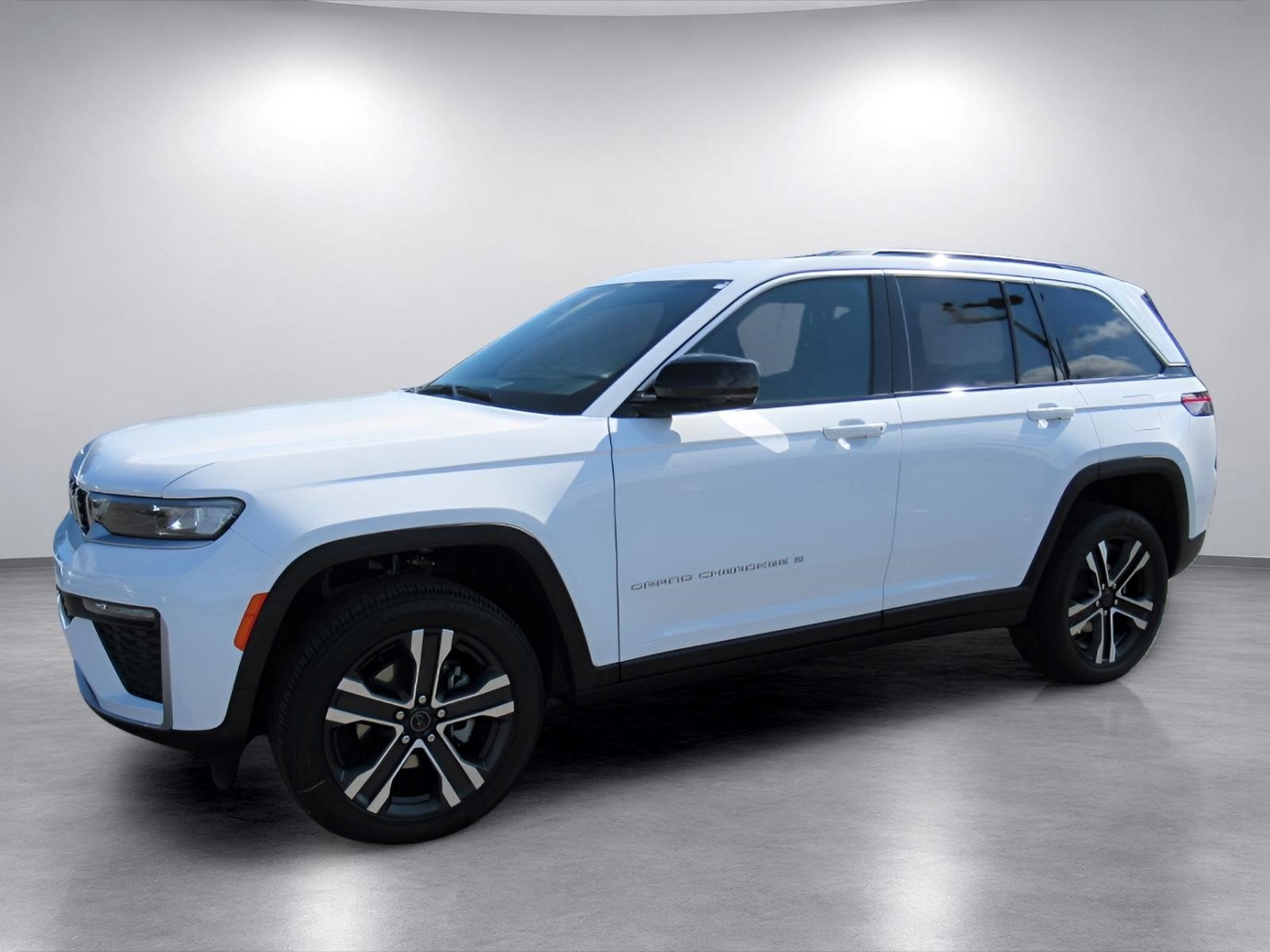 2027 Jeep Grand Cherokee GRAND CHEROKEE LIMITED 4X2