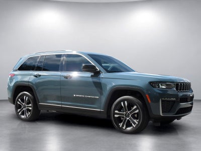 2027 Jeep Grand Cherokee GRAND CHEROKEE LIMITED 4X2