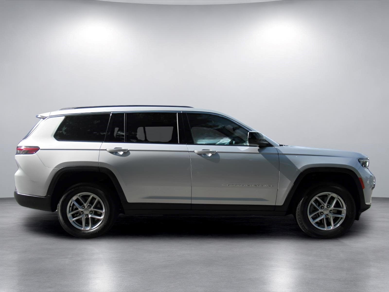 2026 Jeep Grand Cherokee GRAND CHEROKEE L LAREDO X 4X2
