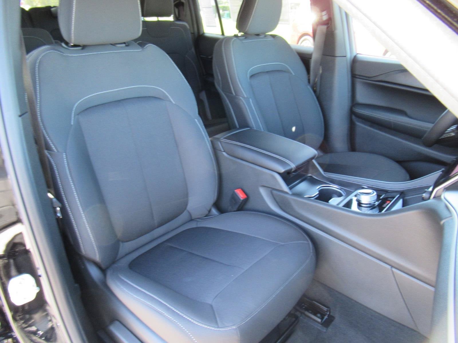 2027 Jeep Grand Cherokee GRAND CHEROKEE L LAREDO X 4X2