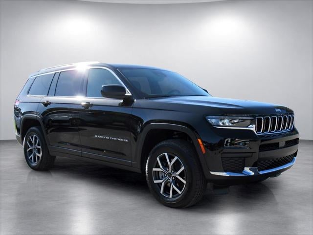 2027 Jeep Grand Cherokee GRAND CHEROKEE L LAREDO X 4X2
