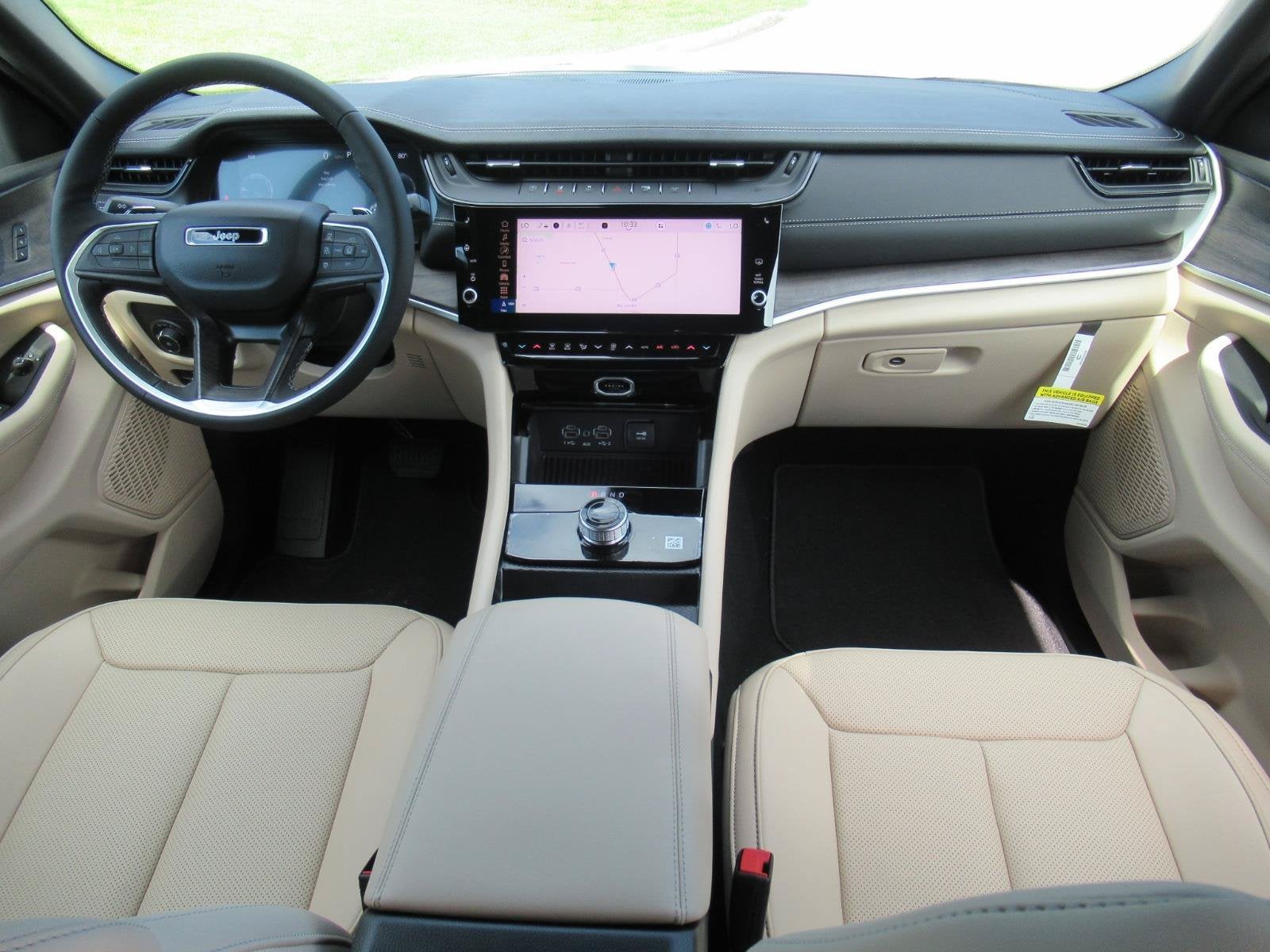2027 Jeep Grand Cherokee GRAND CHEROKEE L LIMITED 4X2