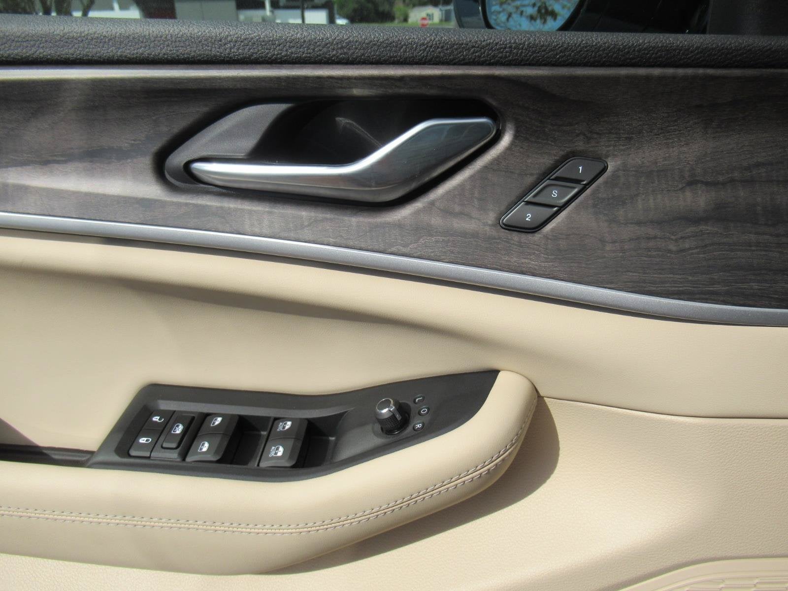 2027 Jeep Grand Cherokee GRAND CHEROKEE L LIMITED 4X2