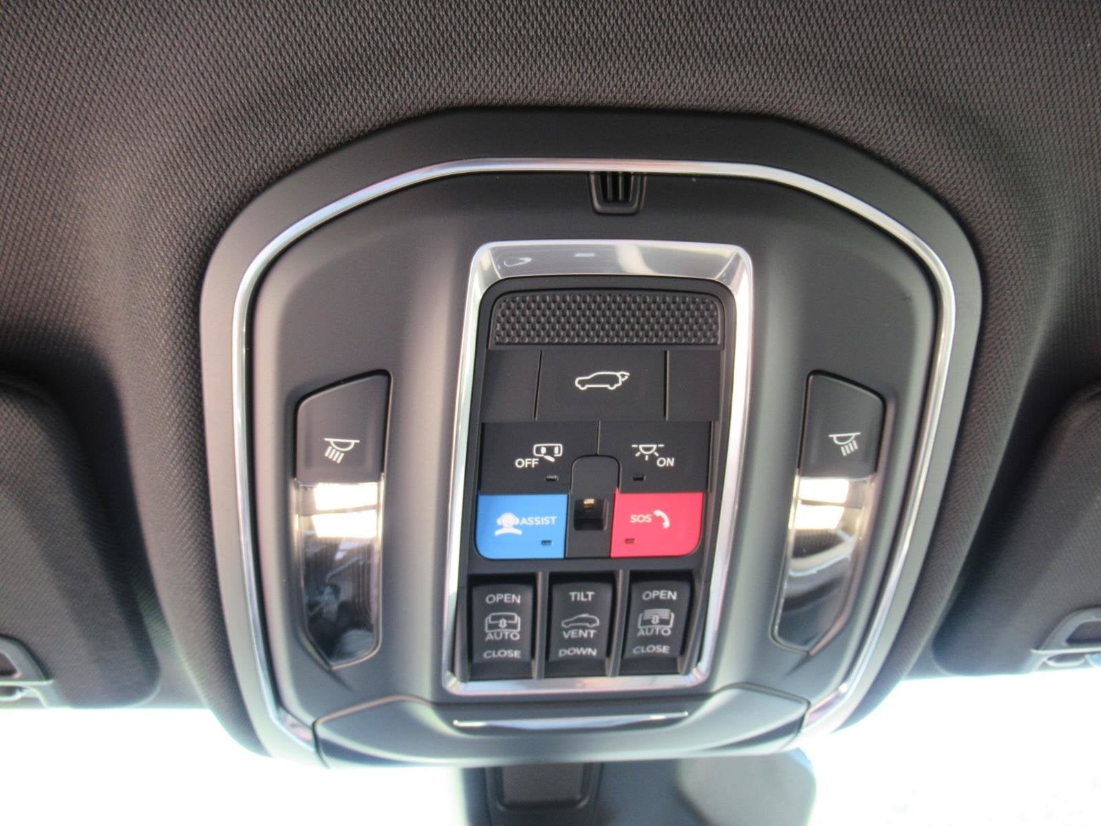 2027 Jeep Grand Cherokee GRAND CHEROKEE L LIMITED 4X2