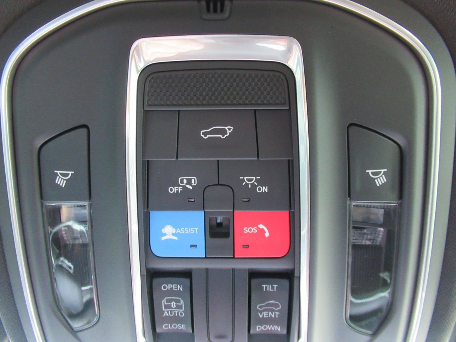2026 Jeep Grand Cherokee GRAND CHEROKEE L LAREDO ALTITUDE 4X4