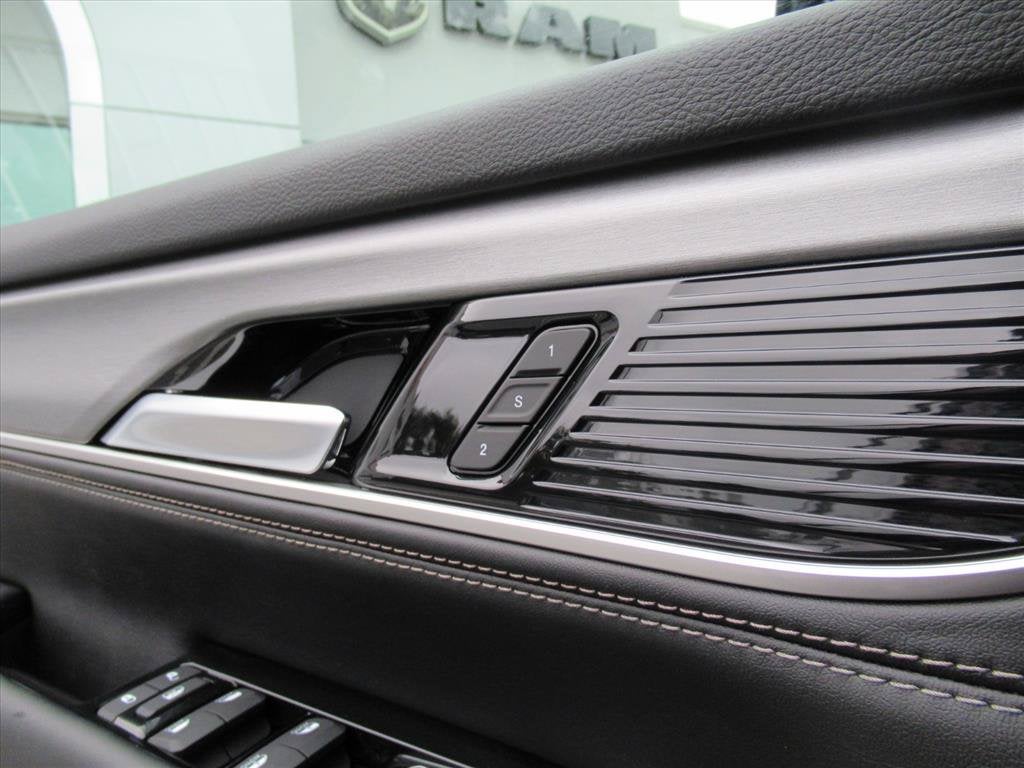 2026 Jeep Grand Wagoneer GRAND WAGONEER 4X2