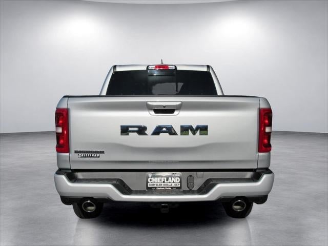 2027 RAM Ram 1500 RAM 1500 BIG HORN CREW CAB 4X2 5'7' BOX