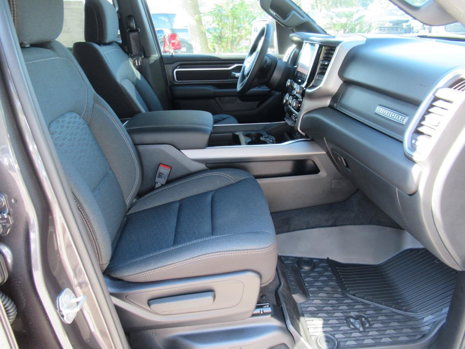 2027 RAM Ram 1500 RAM 1500 BIG HORN CREW CAB 4X2 5'7' BOX