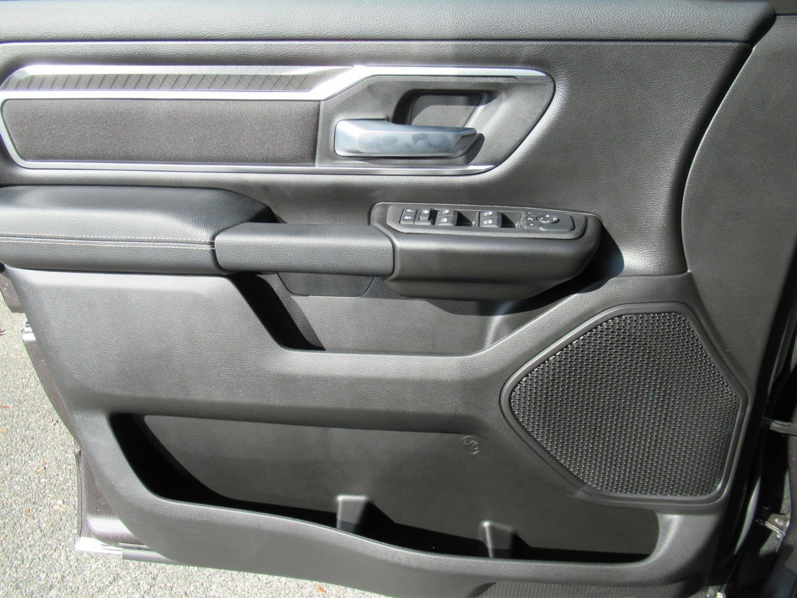 2027 RAM Ram 1500 RAM 1500 BIG HORN CREW CAB 4X2 5'7' BOX