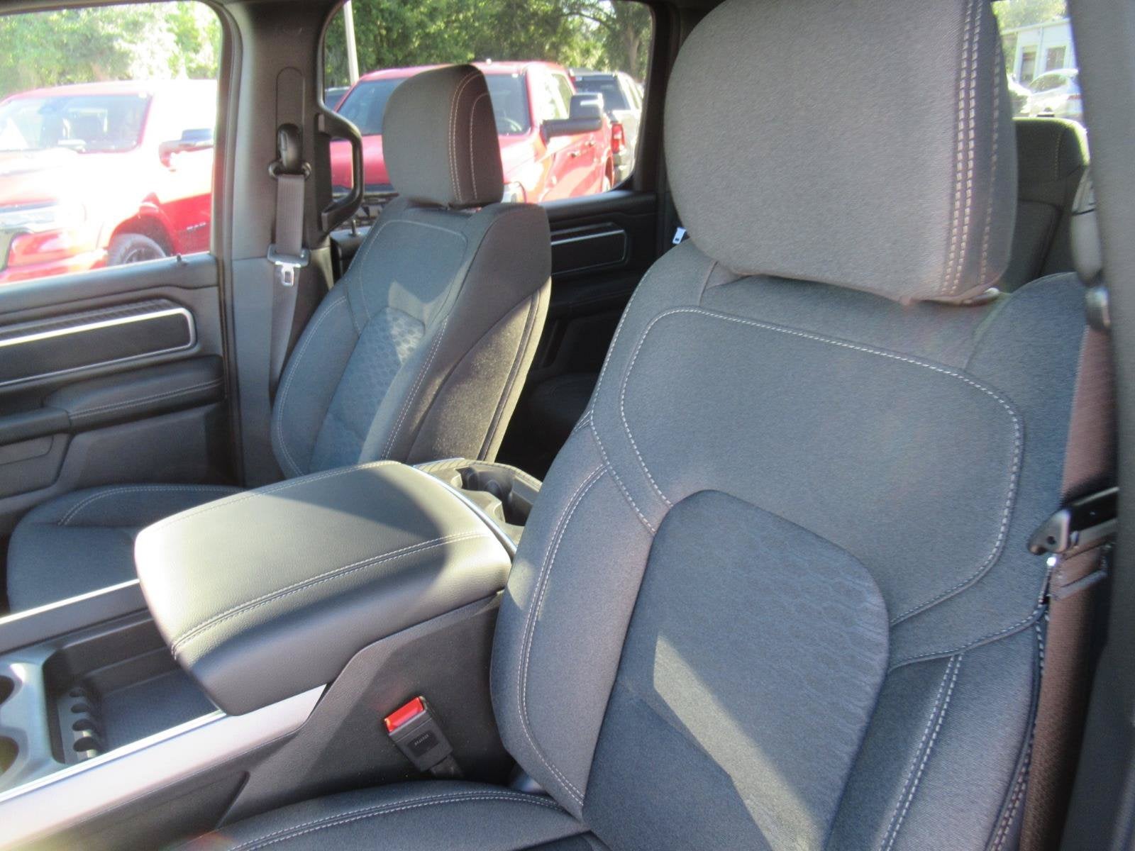 2027 RAM Ram 1500 RAM 1500 BIG HORN CREW CAB 4X2 5'7' BOX