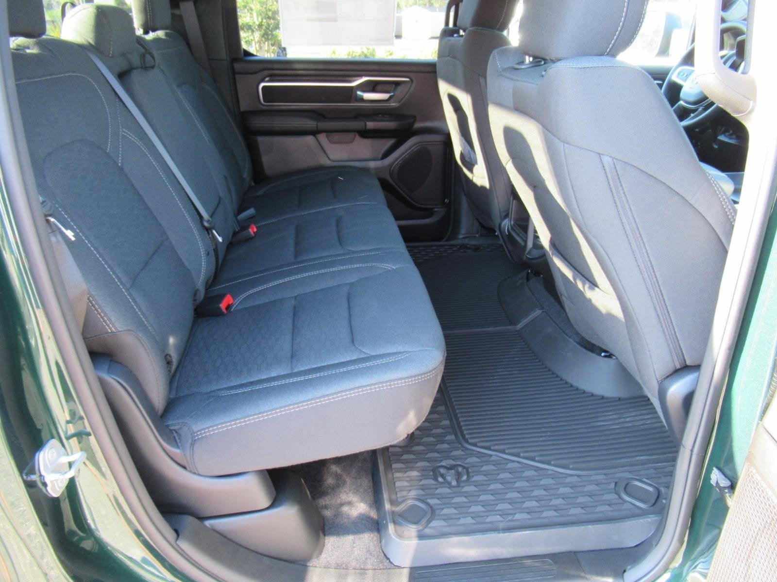 2027 RAM Ram 1500 RAM 1500 BIG HORN CREW CAB 4X2 5'7' BOX