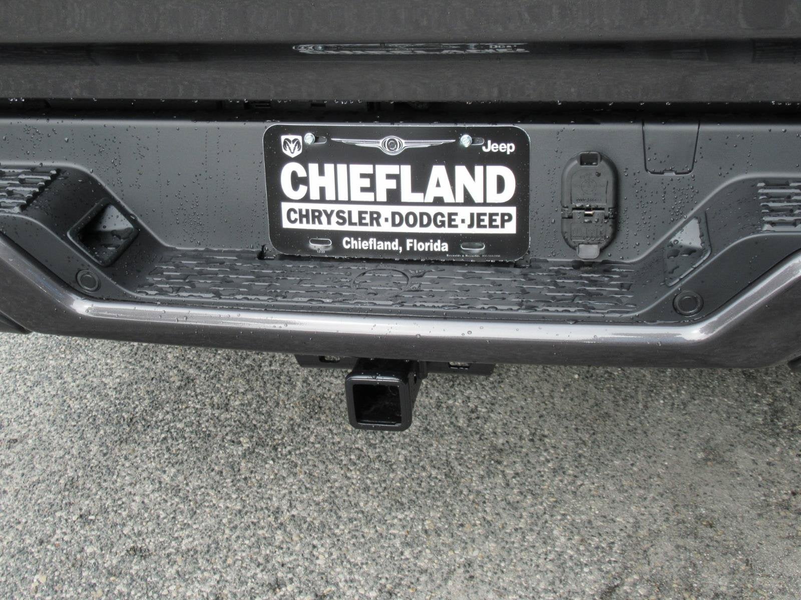 2027 RAM 1500 RAM 1500 BIG HORN CREW CAB 4X4 5'7' BOX
