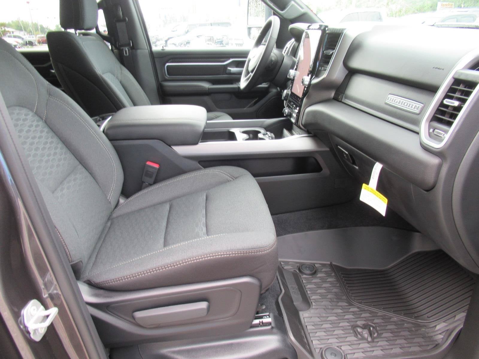 2027 RAM 1500 RAM 1500 BIG HORN CREW CAB 4X4 5'7' BOX