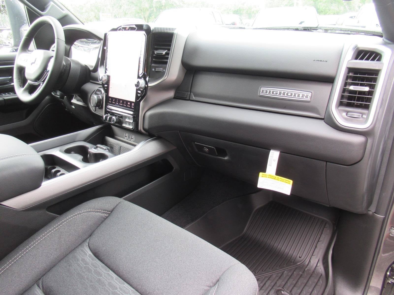 2027 RAM 1500 RAM 1500 BIG HORN CREW CAB 4X4 5'7' BOX