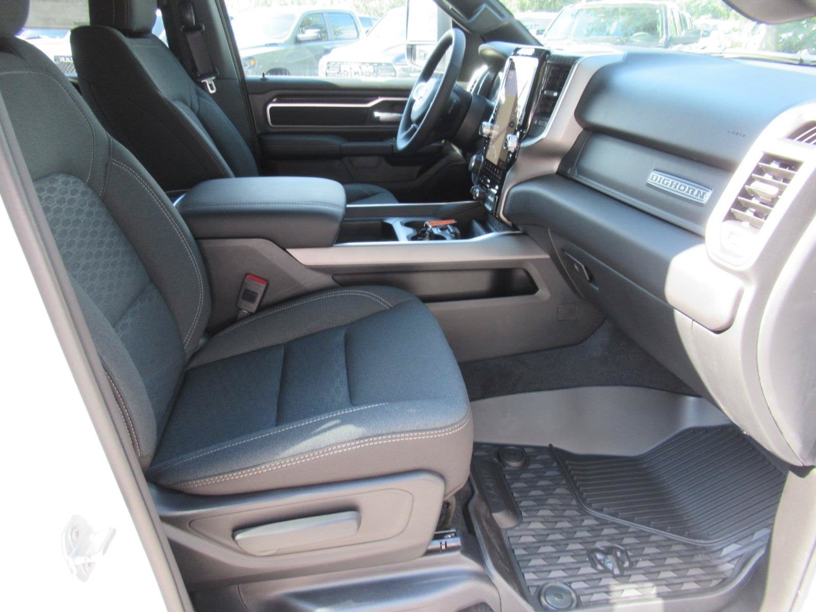 2027 RAM 1500 RAM 1500 BIG HORN CREW CAB 4X4 5'7' BOX