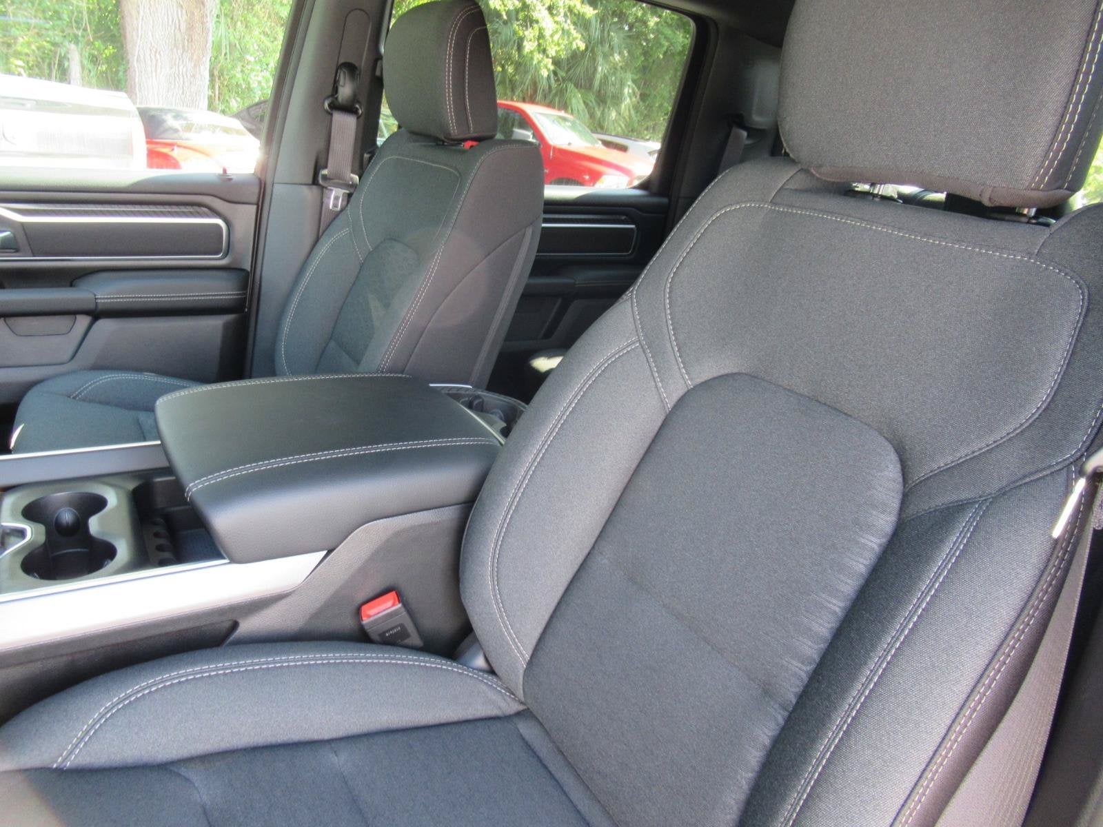 2027 RAM 1500 RAM 1500 BIG HORN CREW CAB 4X4 5'7' BOX