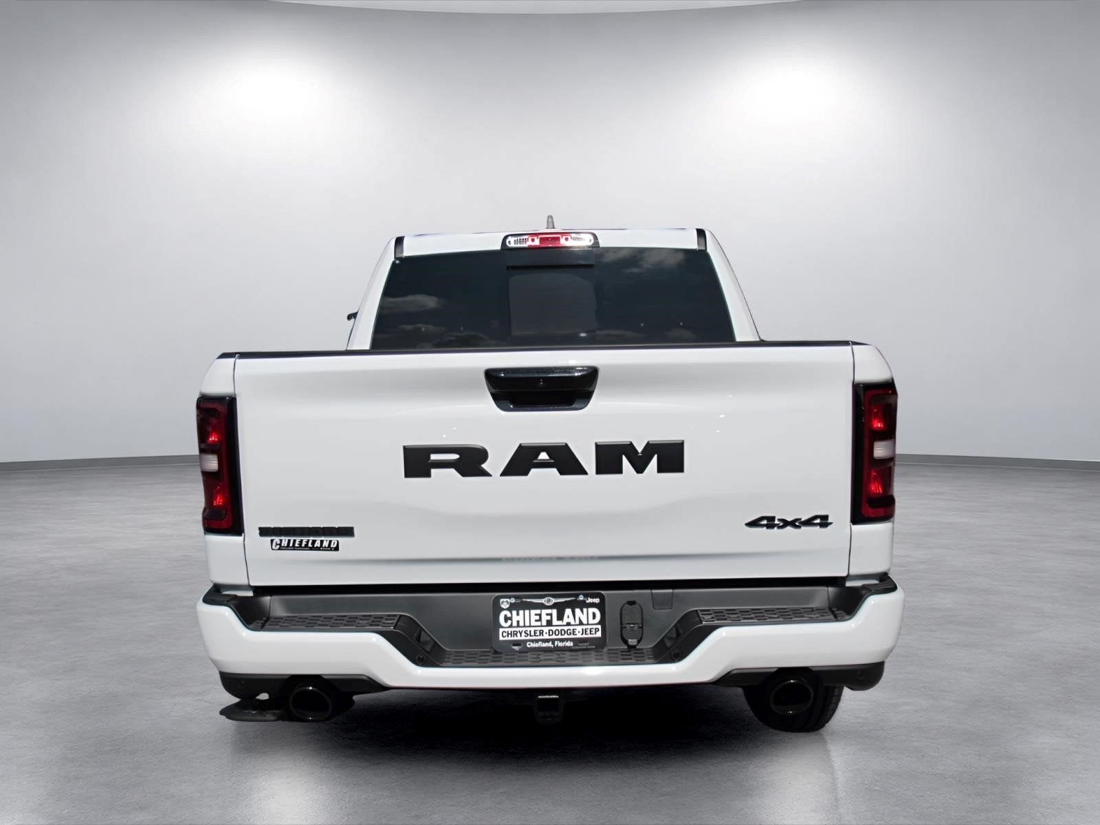 2027 RAM 1500 RAM 1500 BIG HORN CREW CAB 4X4 5'7' BOX