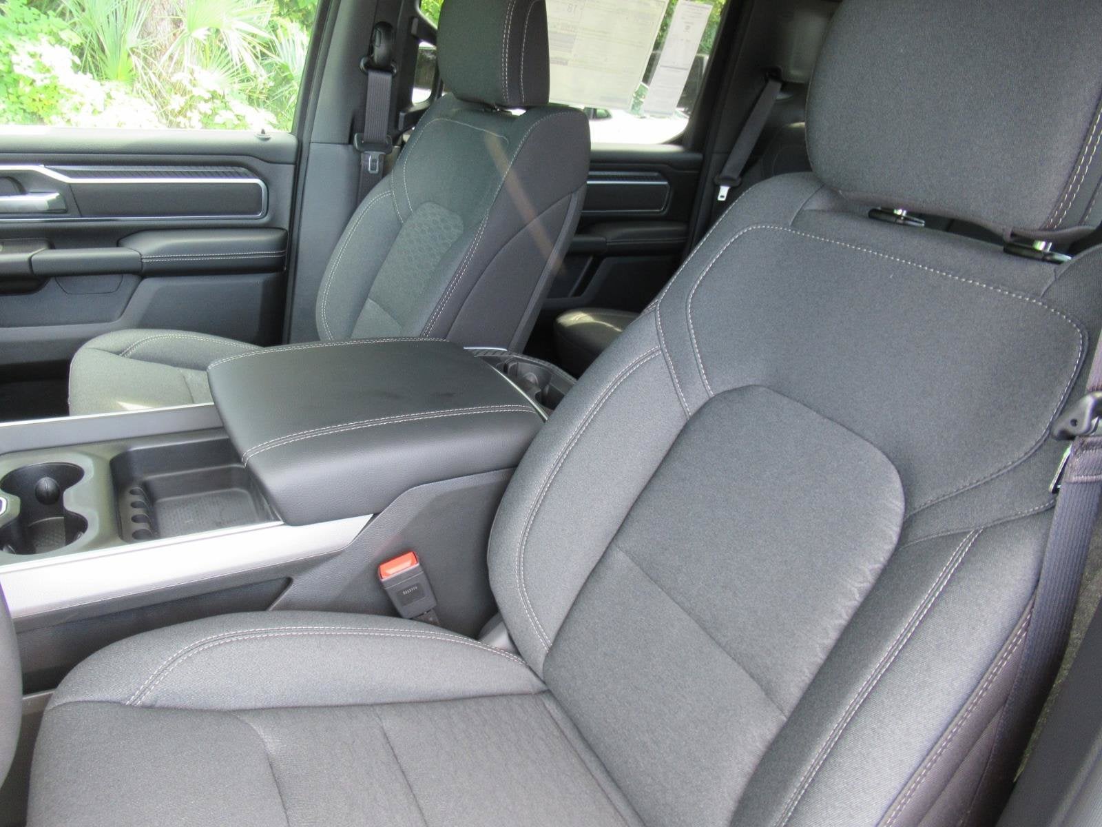 2027 RAM Ram 1500 RAM 1500 BIG HORN CREW CAB 4X4 5'7' BOX