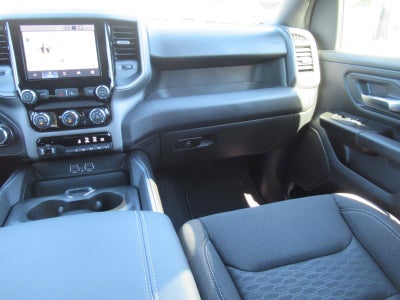 2027 RAM 1500 RAM 1500 EXPRESS CREW CAB 4X4 5'7' BOX
