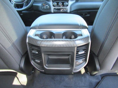 2027 RAM 1500 RAM 1500 EXPRESS CREW CAB 4X4 5'7' BOX