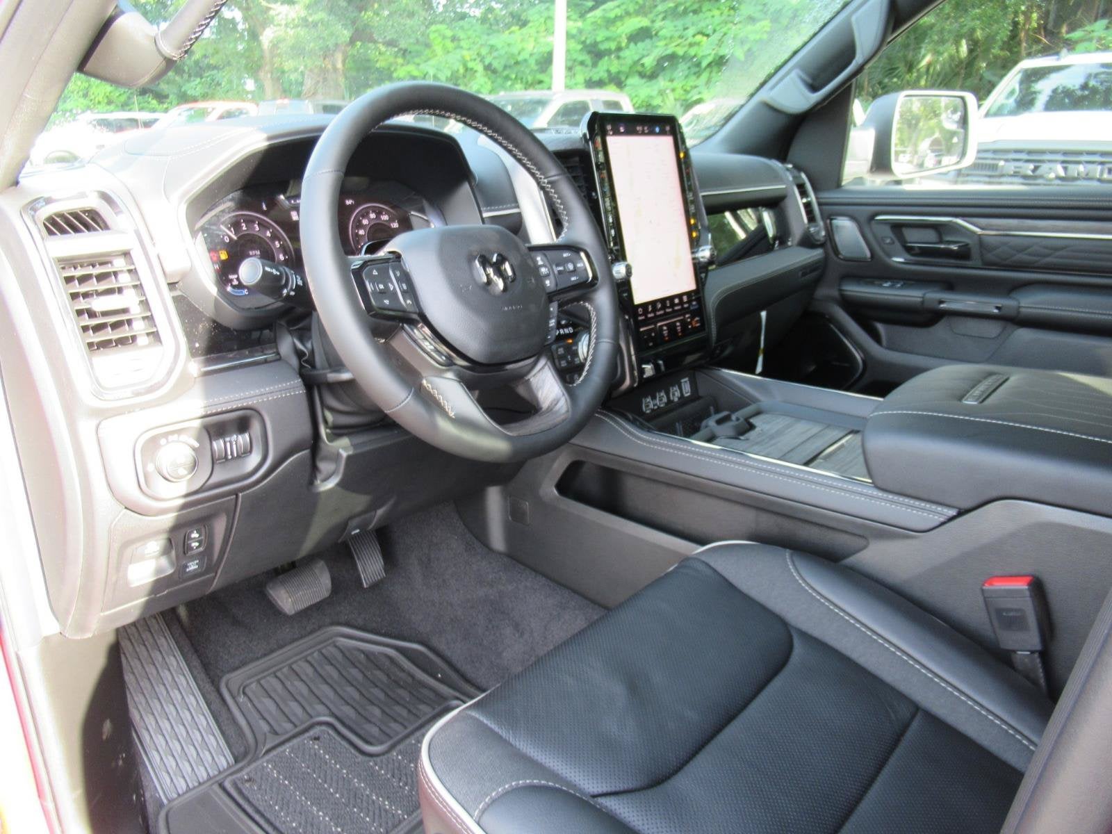 2027 RAM Ram 1500 RAM 1500 LIMITED CREW CAB 4X4 5'7' BOX