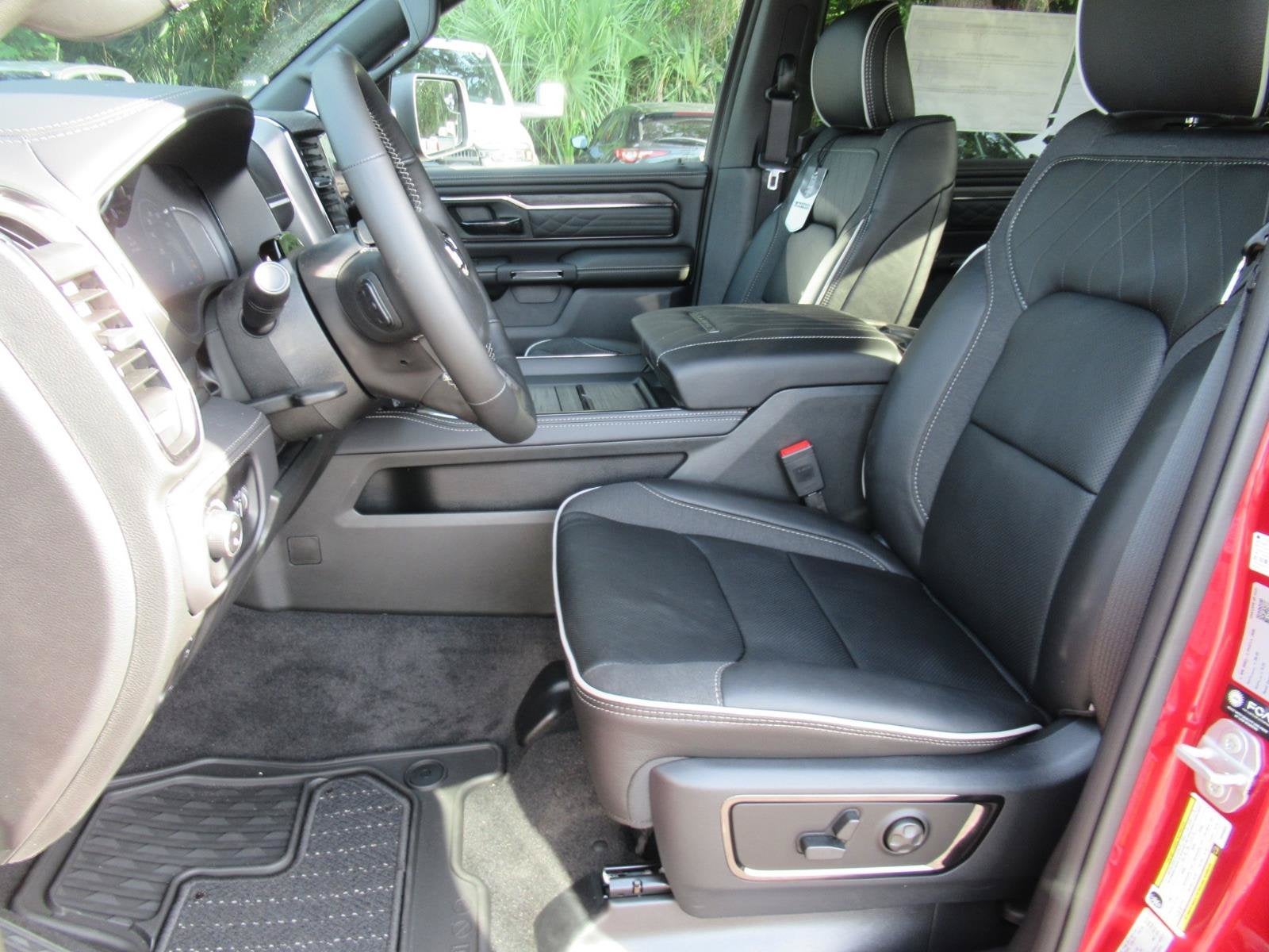 2027 RAM Ram 1500 RAM 1500 LIMITED CREW CAB 4X4 5'7' BOX