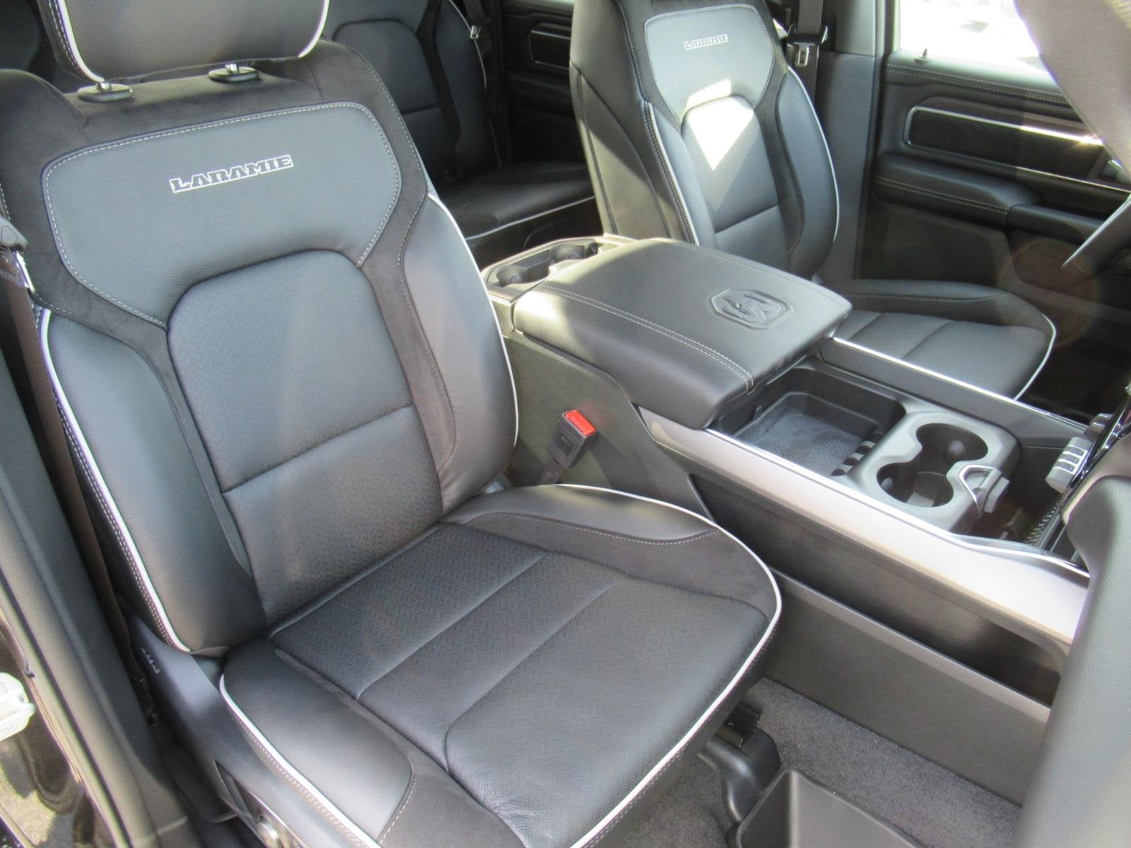 2027 RAM Ram 1500 RAM 1500 LARAMIE CREW CAB 4X4 5'7' BOX