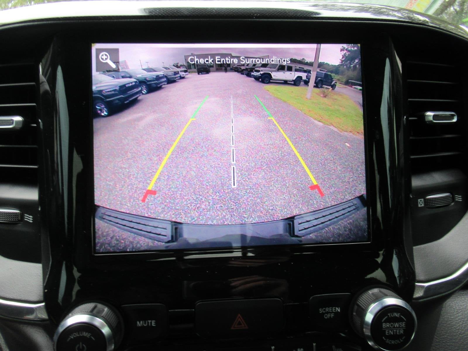 2021 RAM 1500 Laramie Crew Cab 4x4 5'7' Box