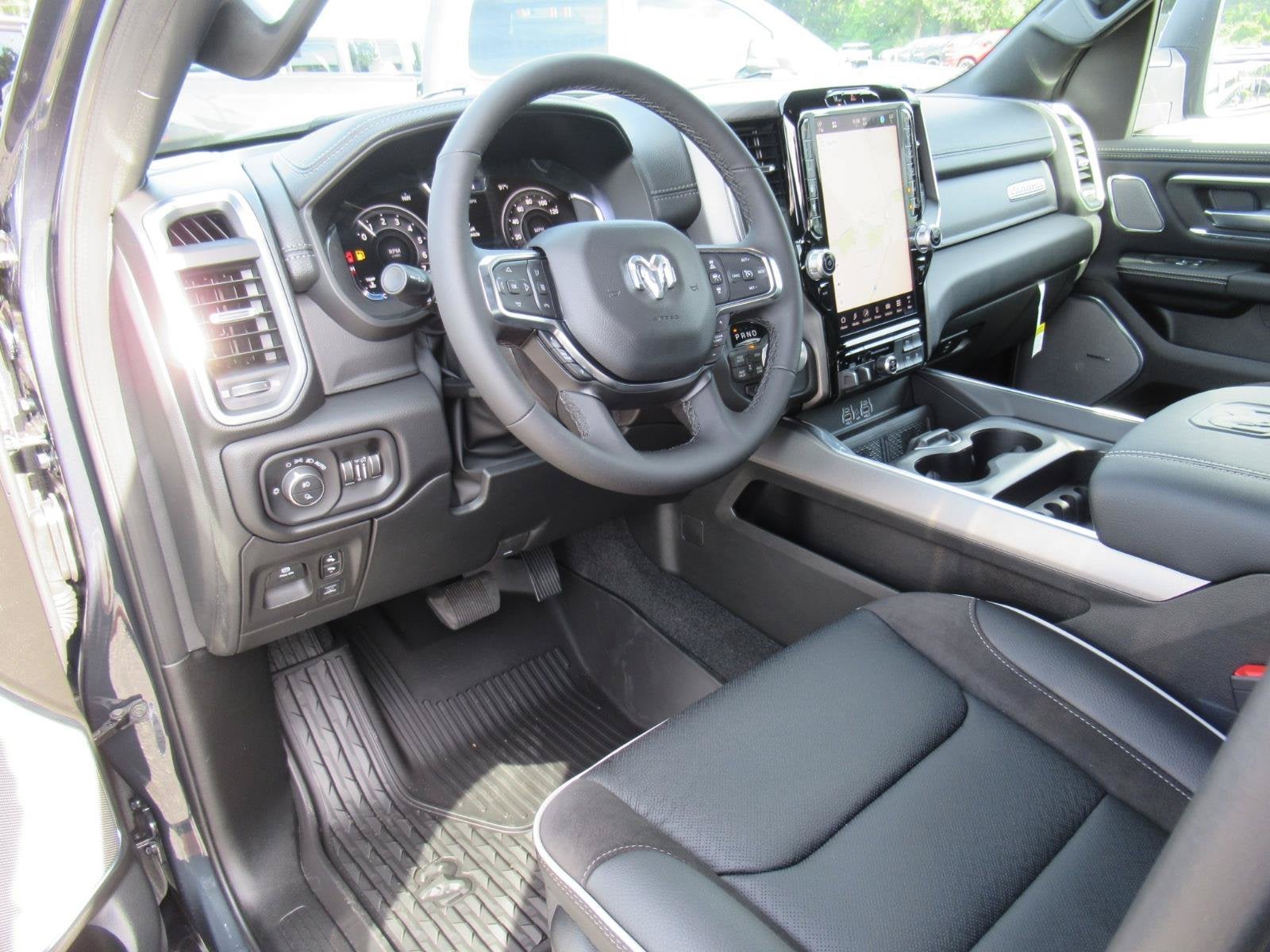 2027 RAM Ram 1500 RAM 1500 LARAMIE CREW CAB 4X4 5'7' BOX
