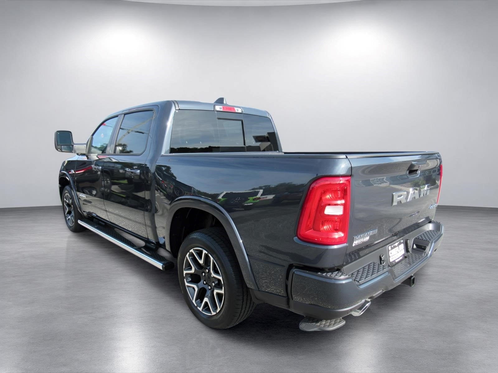 2027 RAM Ram 1500 RAM 1500 LARAMIE CREW CAB 4X4 5'7' BOX
