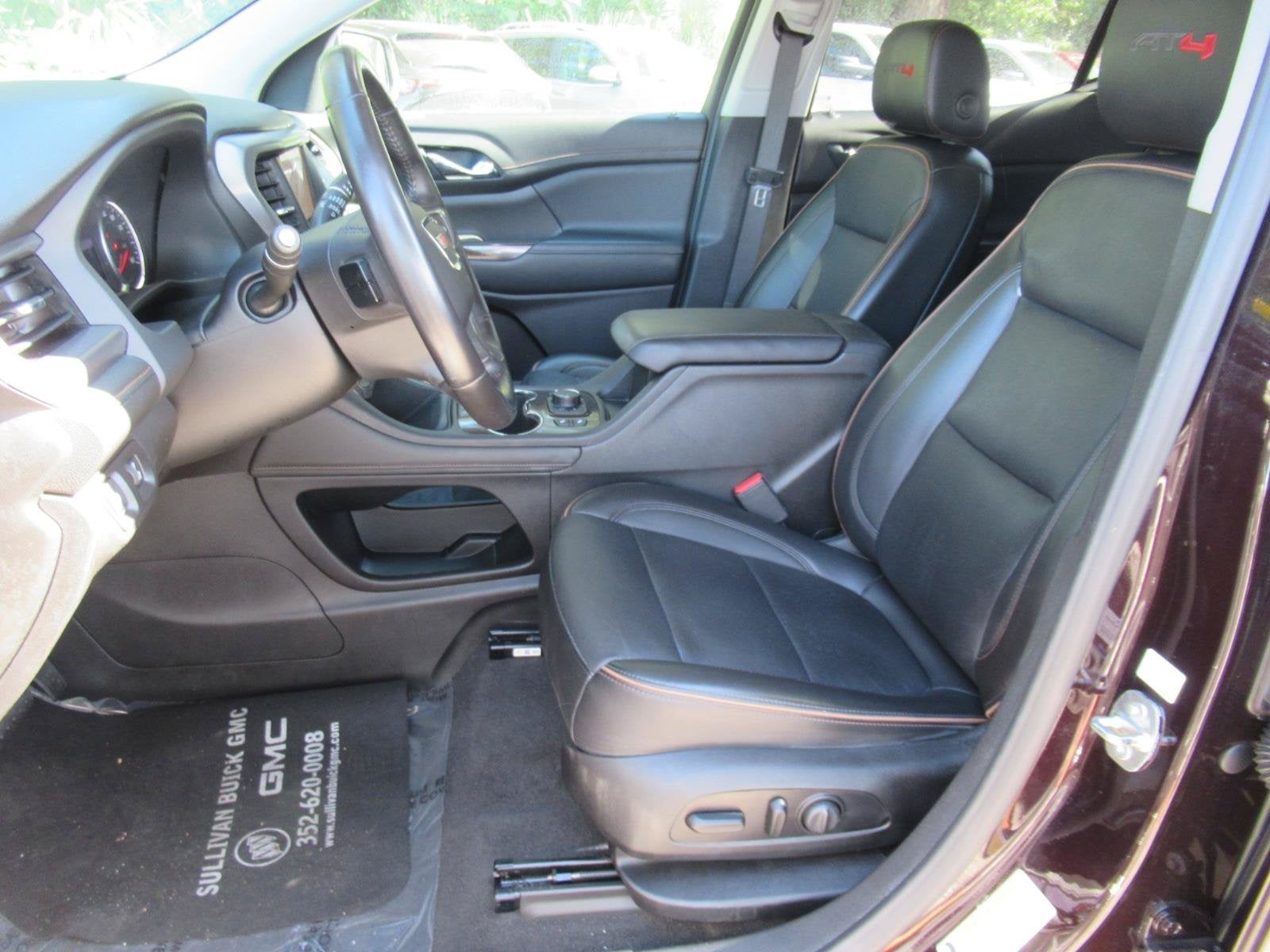 2021 GMC Acadia AWD AT4