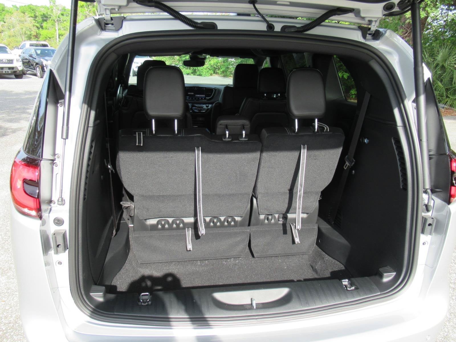 2026 Chrysler Pacifica PACIFICA SELECT