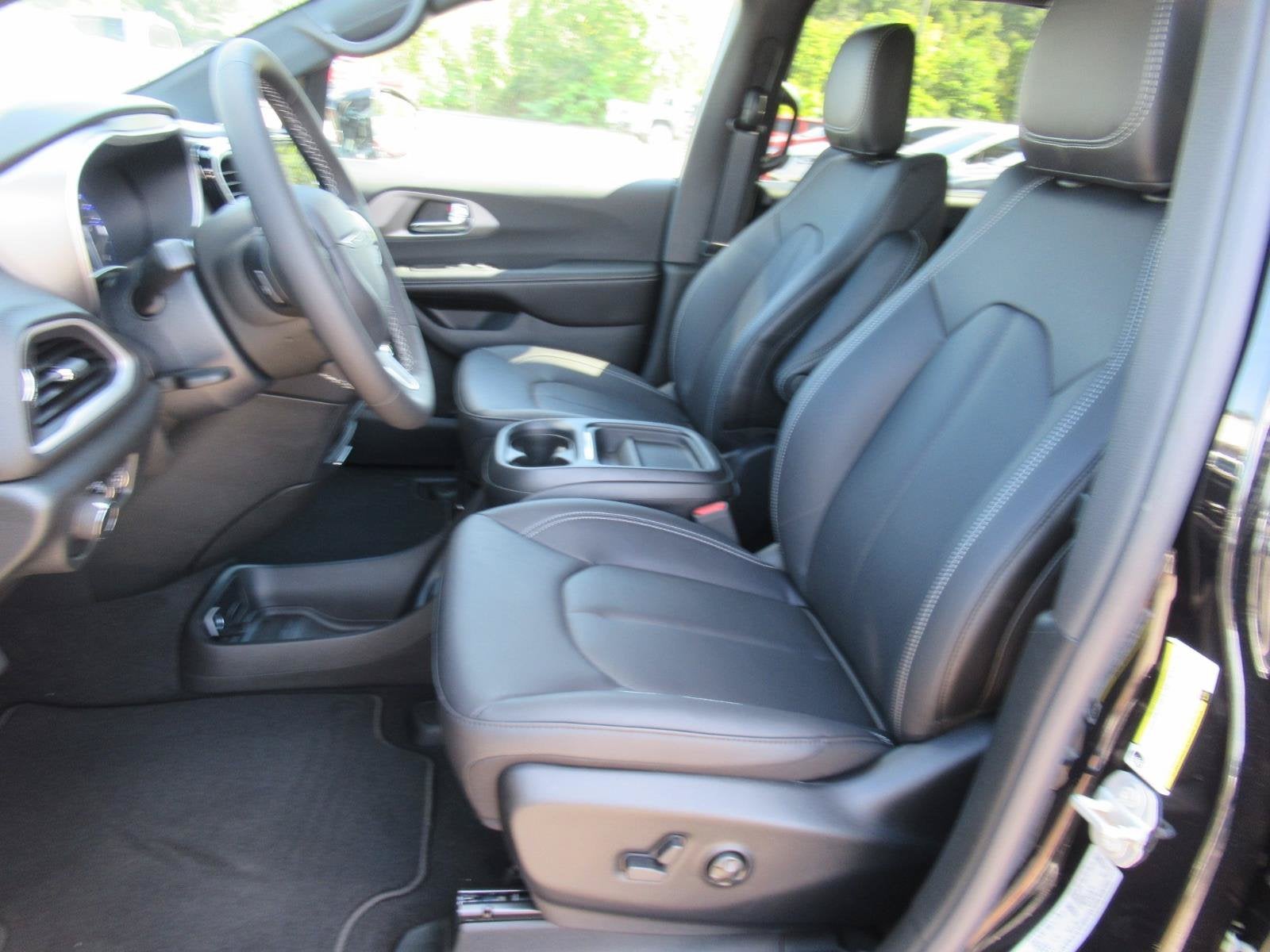 2027 Chrysler Pacifica PACIFICA LX