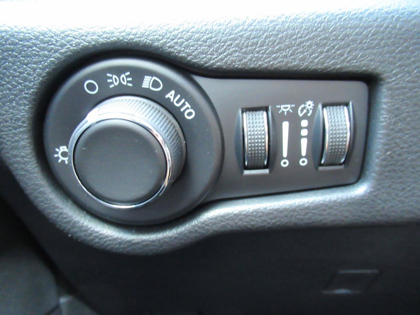 2027 Chrysler Pacifica PACIFICA LX