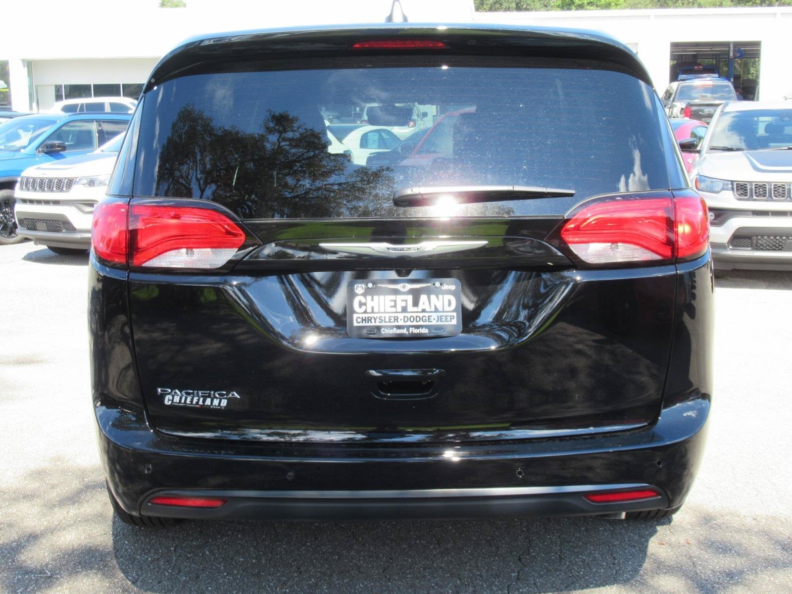 2027 Chrysler Pacifica PACIFICA LX