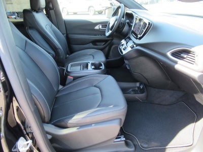 2027 Chrysler Pacifica PACIFICA LX