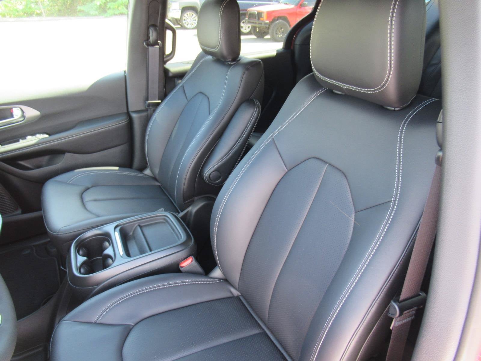 2027 Chrysler Pacifica PACIFICA LX