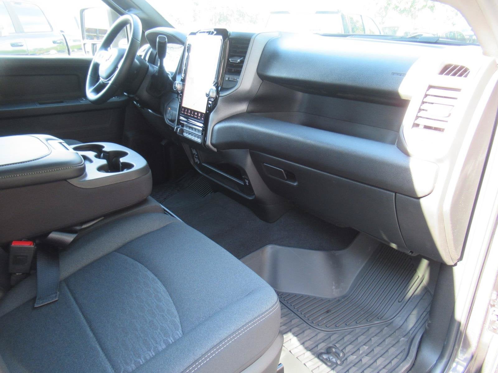 2027 RAM Ram 2500 RAM 2500 WARLOCK CREW CAB 4X4 6'4' BOX
