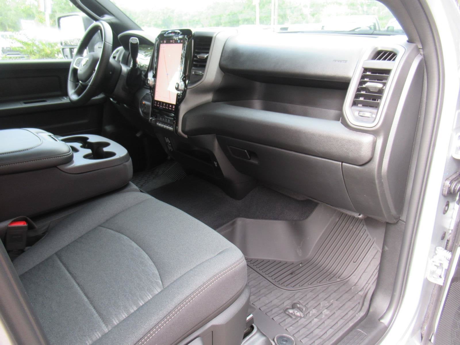 2027 RAM 2500 RAM 2500 WARLOCK CREW CAB 4X4 6'4' BOX