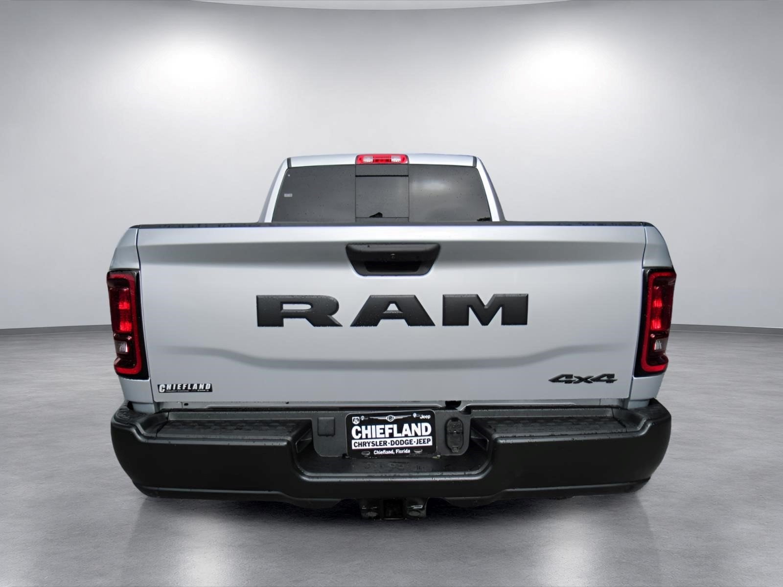 2027 RAM 2500 RAM 2500 WARLOCK CREW CAB 4X4 6'4' BOX