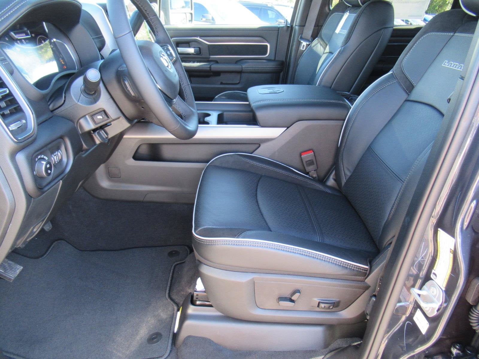 2027 RAM 2500 RAM 2500 LARAMIE CREW CAB 4X4 6'4' BOX