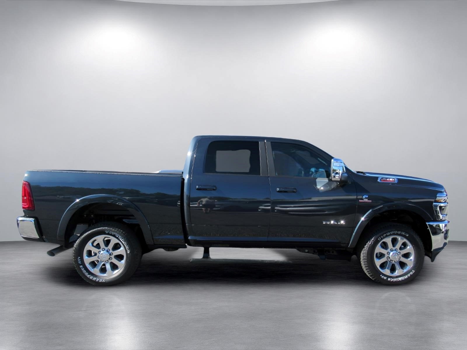 2027 RAM 2500 RAM 2500 LARAMIE CREW CAB 4X4 6'4' BOX