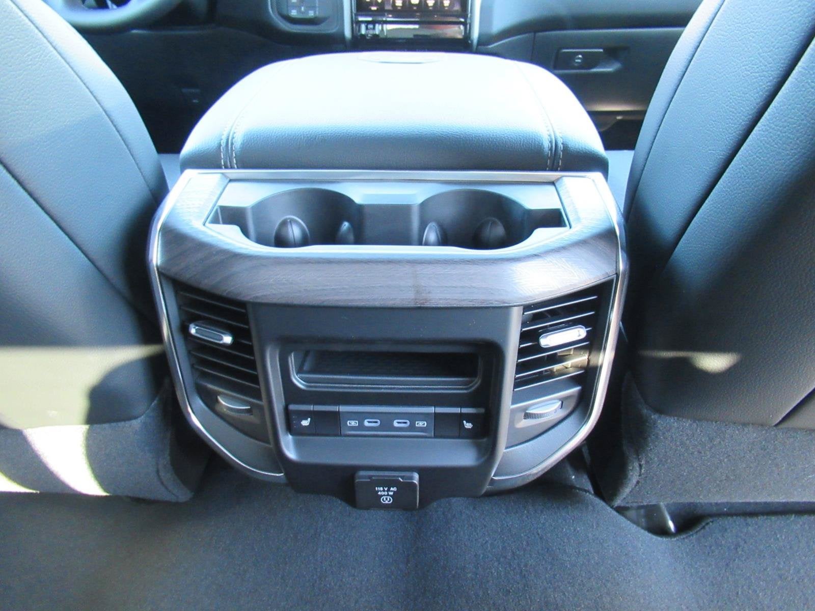2027 RAM 2500 RAM 2500 LARAMIE CREW CAB 4X4 6'4' BOX