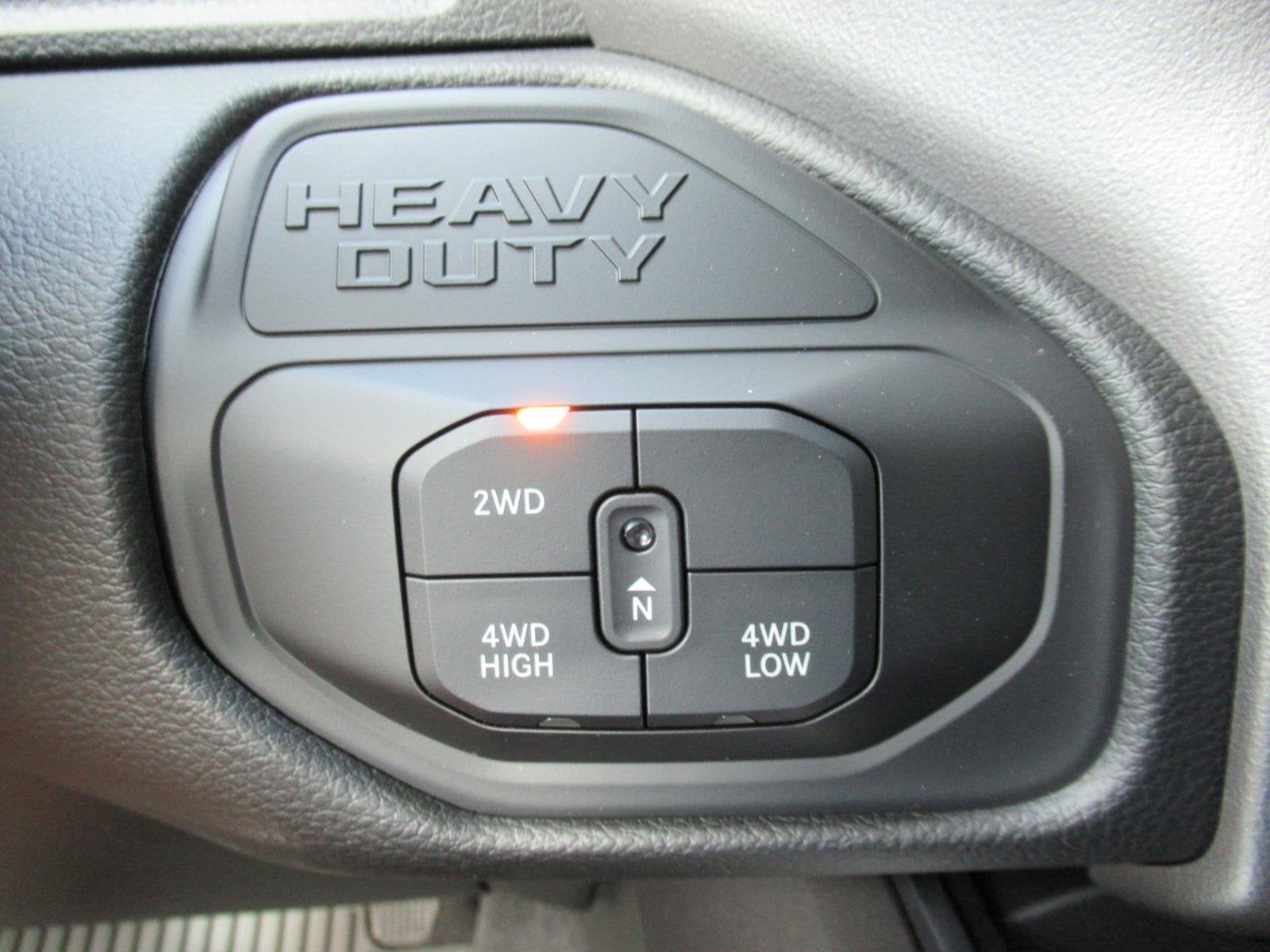 2027 RAM Ram 3500 RAM 3500 BIG HORN CREW CAB 4X4 8' BOX
