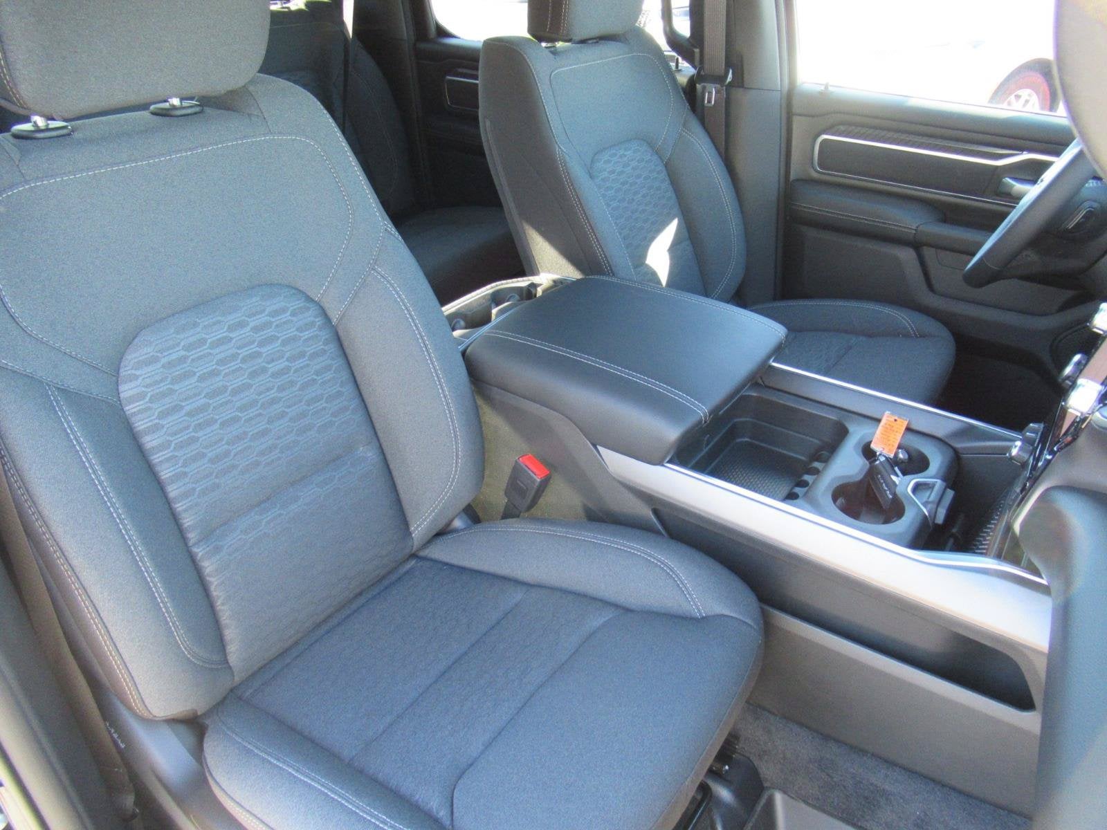 2027 RAM 1500 RAM 1500 BIG HORN CREW CAB 4X4 5'7' BOX