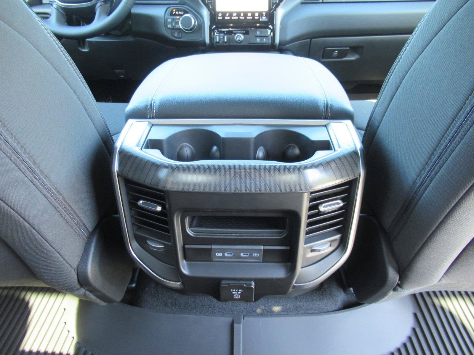 2027 RAM 1500 RAM 1500 BIG HORN CREW CAB 4X4 5'7' BOX