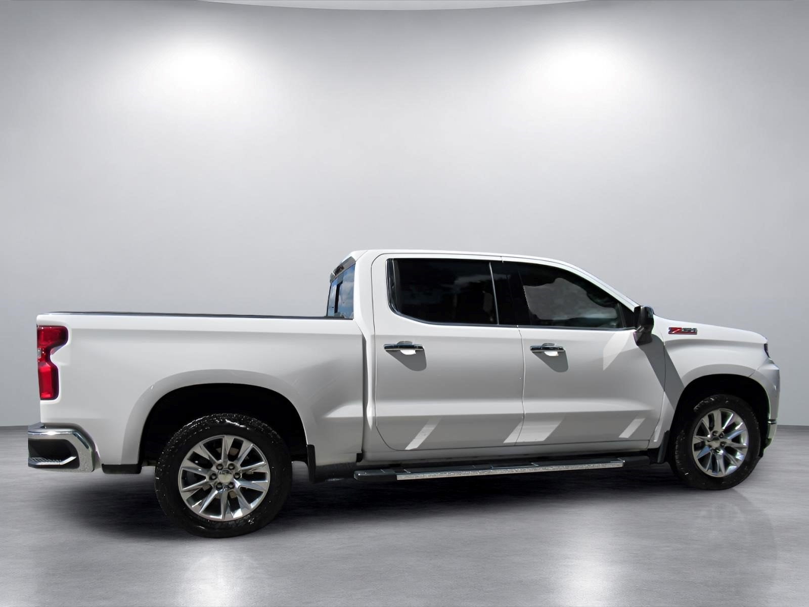 2021 Chevrolet Silverado 1500 4WD Crew Cab Short Bed LTZ
