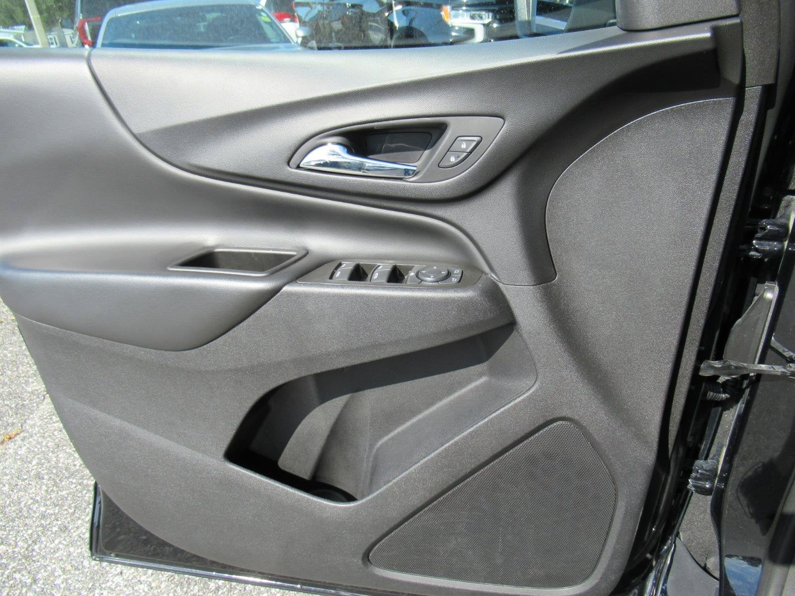 2022 Chevrolet Equinox FWD LT
