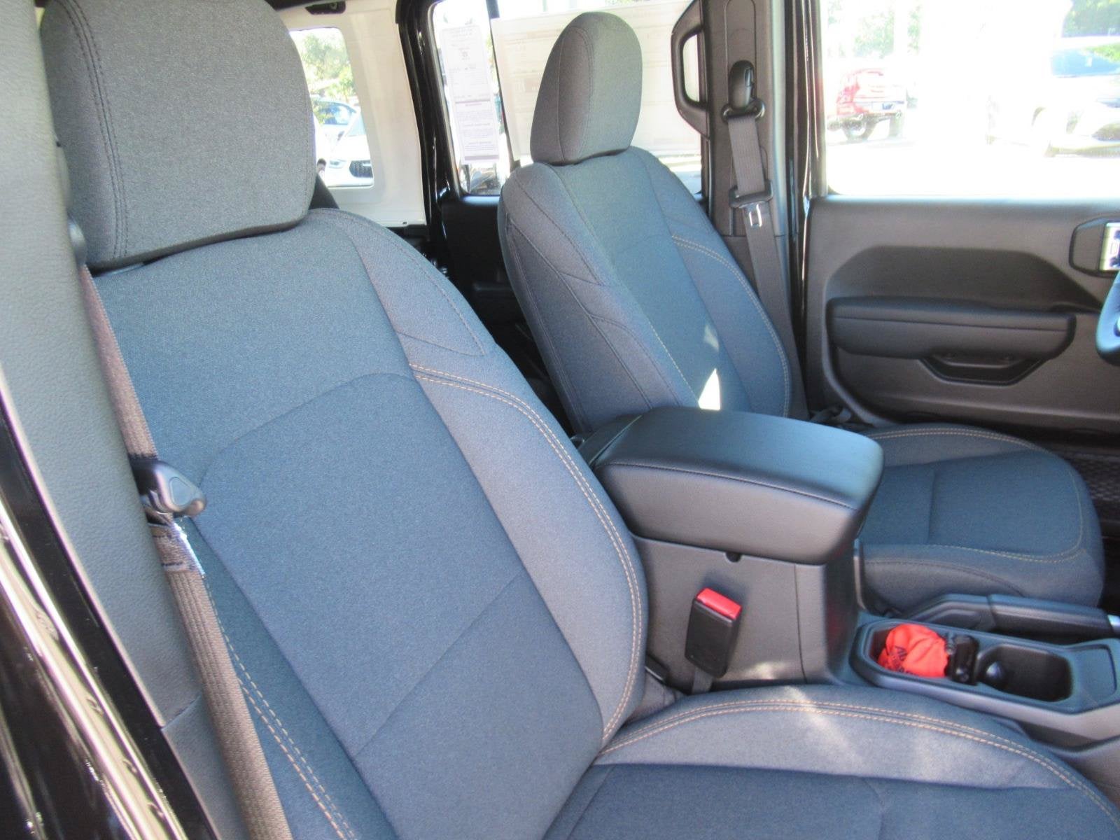 2027 Jeep Wrangler WRANGLER 4-DOOR SPORT S